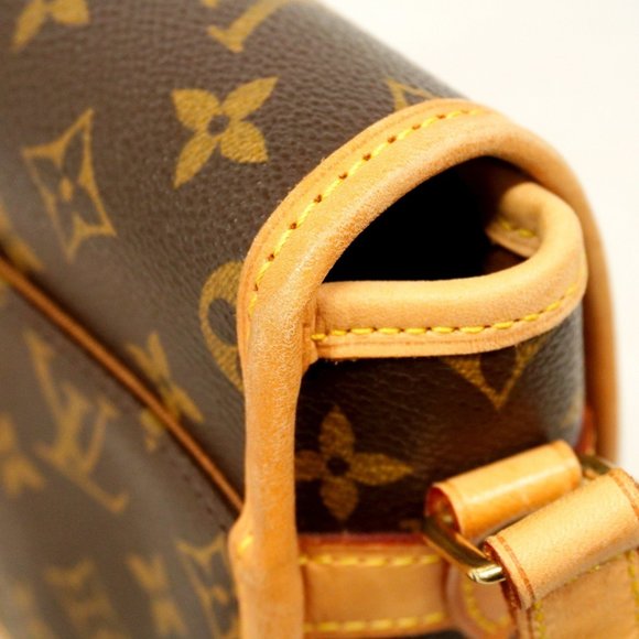 LOUIS VUITTON Authentic Brown Monogram Shoulder Bag - Picture 11 of 12